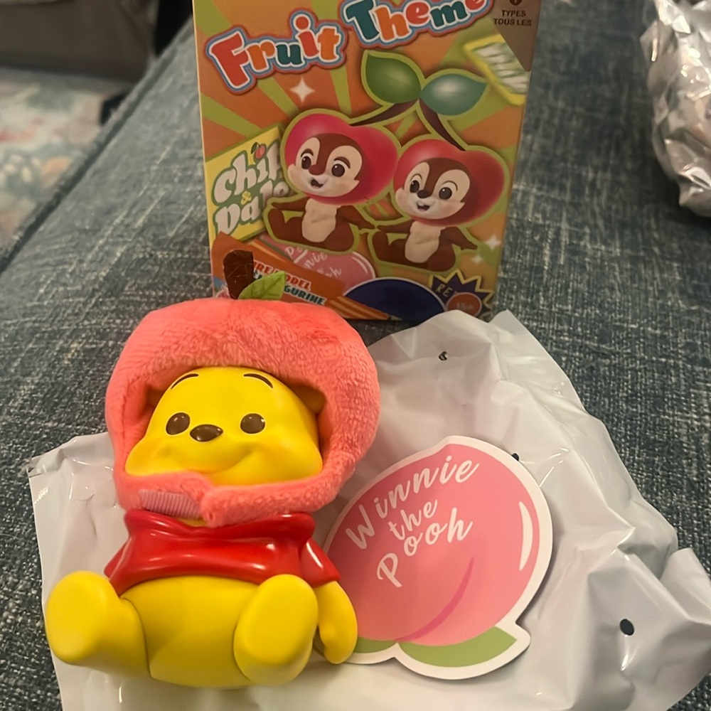 Miniso Disney Pixar Fruit Theme Winnie The Pooh Peach  new box opened authentic
